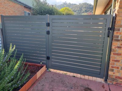 Aluminium Slatting Woodand Grey