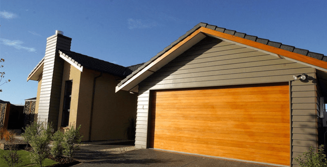 Factors to Consider When Choosing a Garage Door